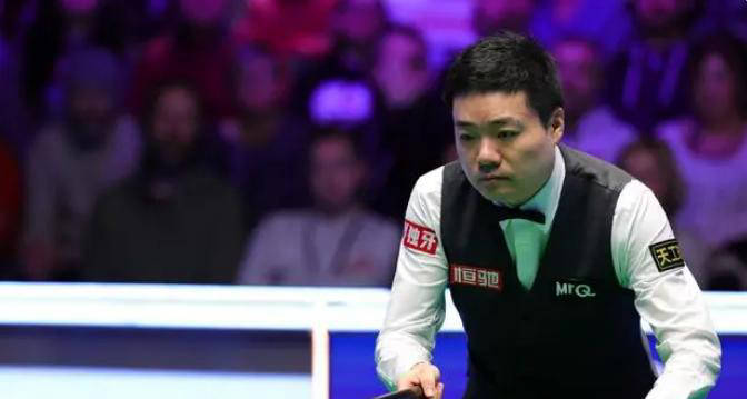 姆交锋, 争取反超对 姆交锋, 争取反超对